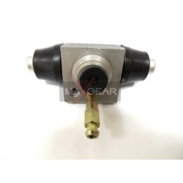 VW BRAKE CYLINDER....